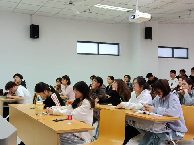 图示, 示意图
中度可信度描述已自动生成:ver1